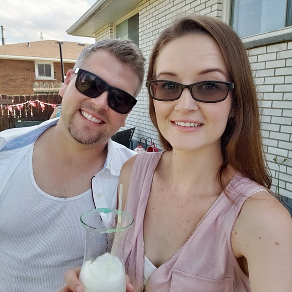 Meet your Posher, Ashley 🇨🇦 - Picture 4 of 4